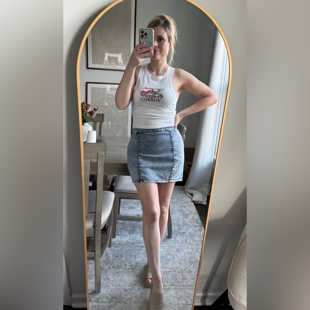 Medium Wash Y2K 90s Denim Mini Skirt - Picture 5 of 10